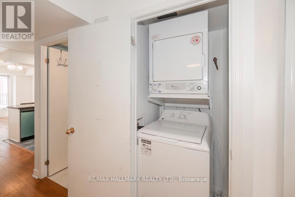 Laundry Closet - 761 - 5 Everson Drive, Toronto, ON - Indoor Photo Showing Laundry Room