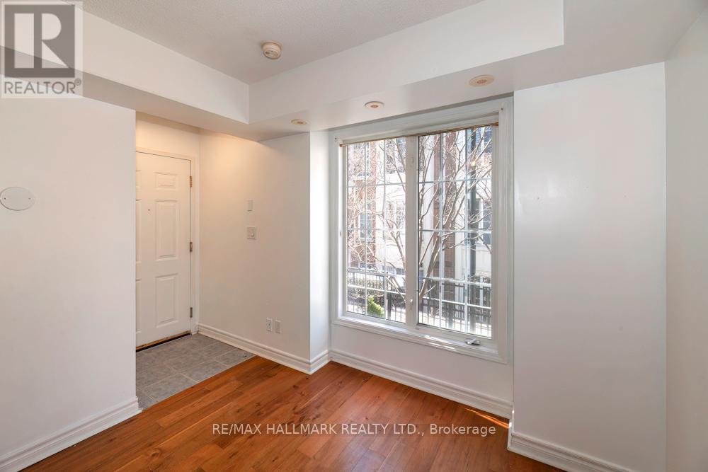 Front Foyer - 761 - 5 Everson Drive, Toronto, ON - Indoor Photo Showing Other Room