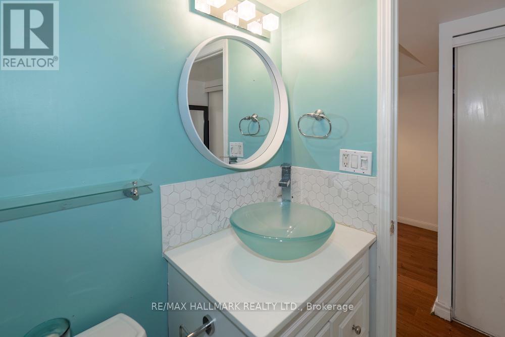 4-Pc Washroom - 761 - 5 Everson Drive, Toronto, ON - Indoor Photo Showing Bathroom