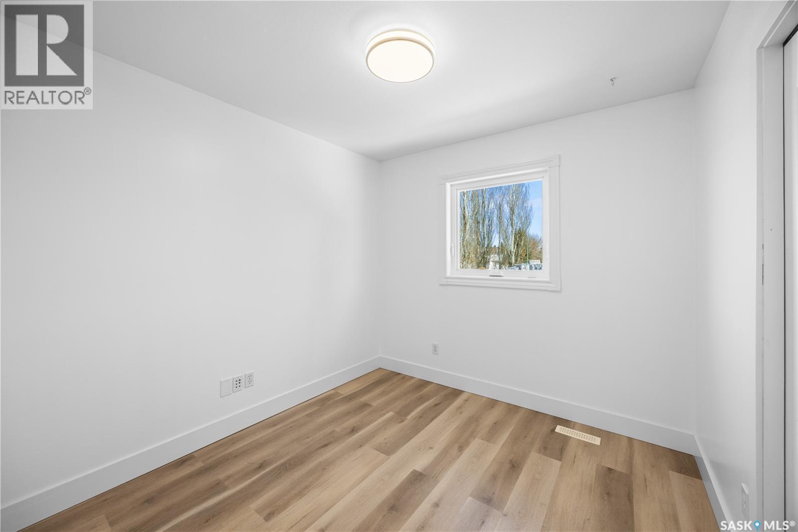 203 Konihowski Road, Saskatoon, SK - Indoor Photo Showing Other Room