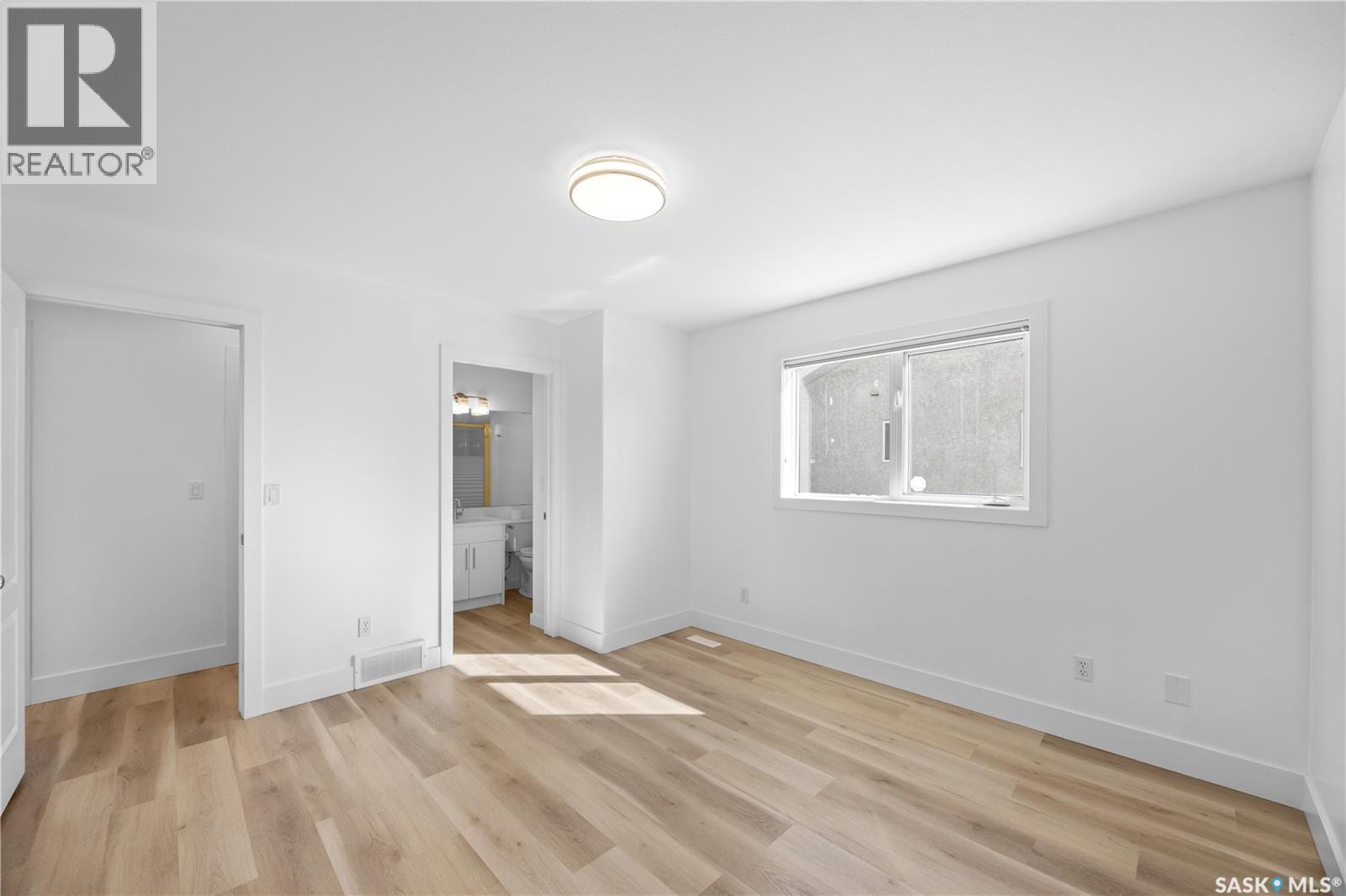 203 Konihowski Road, Saskatoon, SK - Indoor Photo Showing Other Room