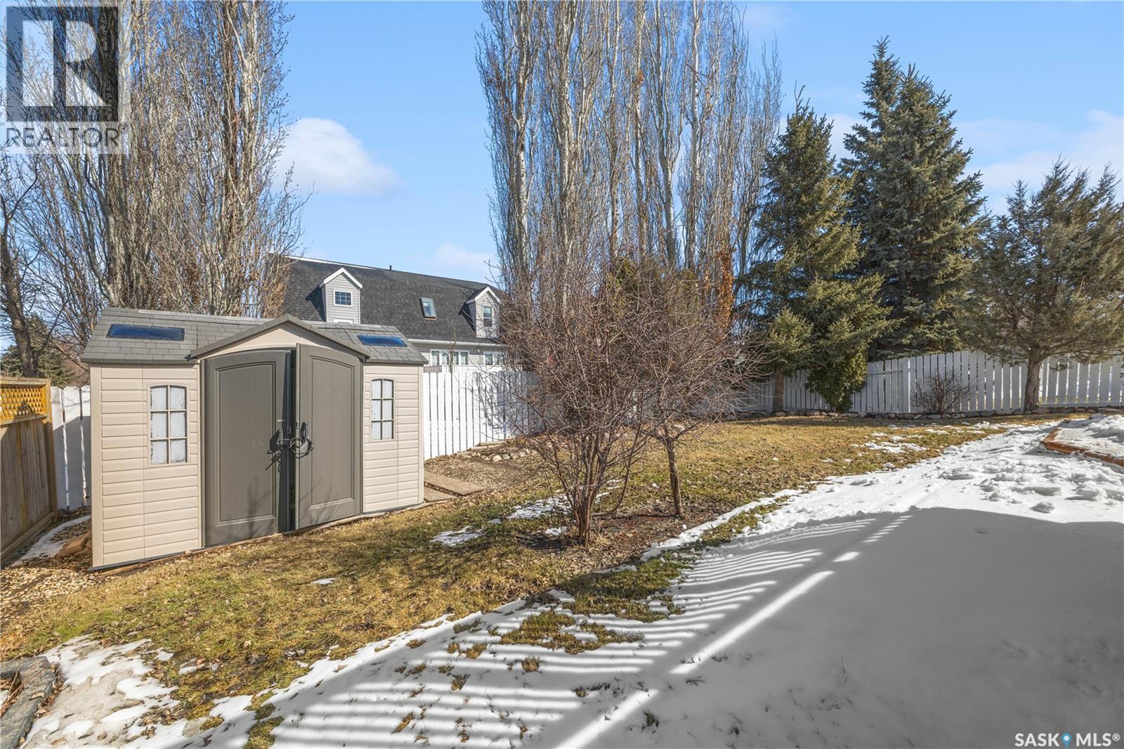 203 Konihowski Road, Saskatoon, SK - Outdoor