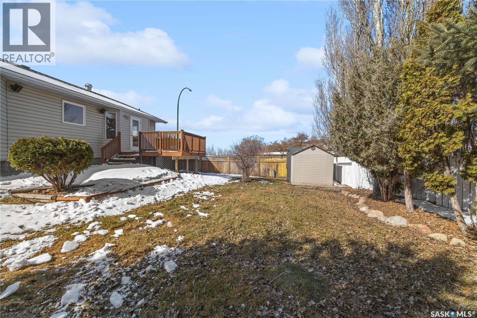 203 Konihowski Road, Saskatoon, SK - Outdoor
