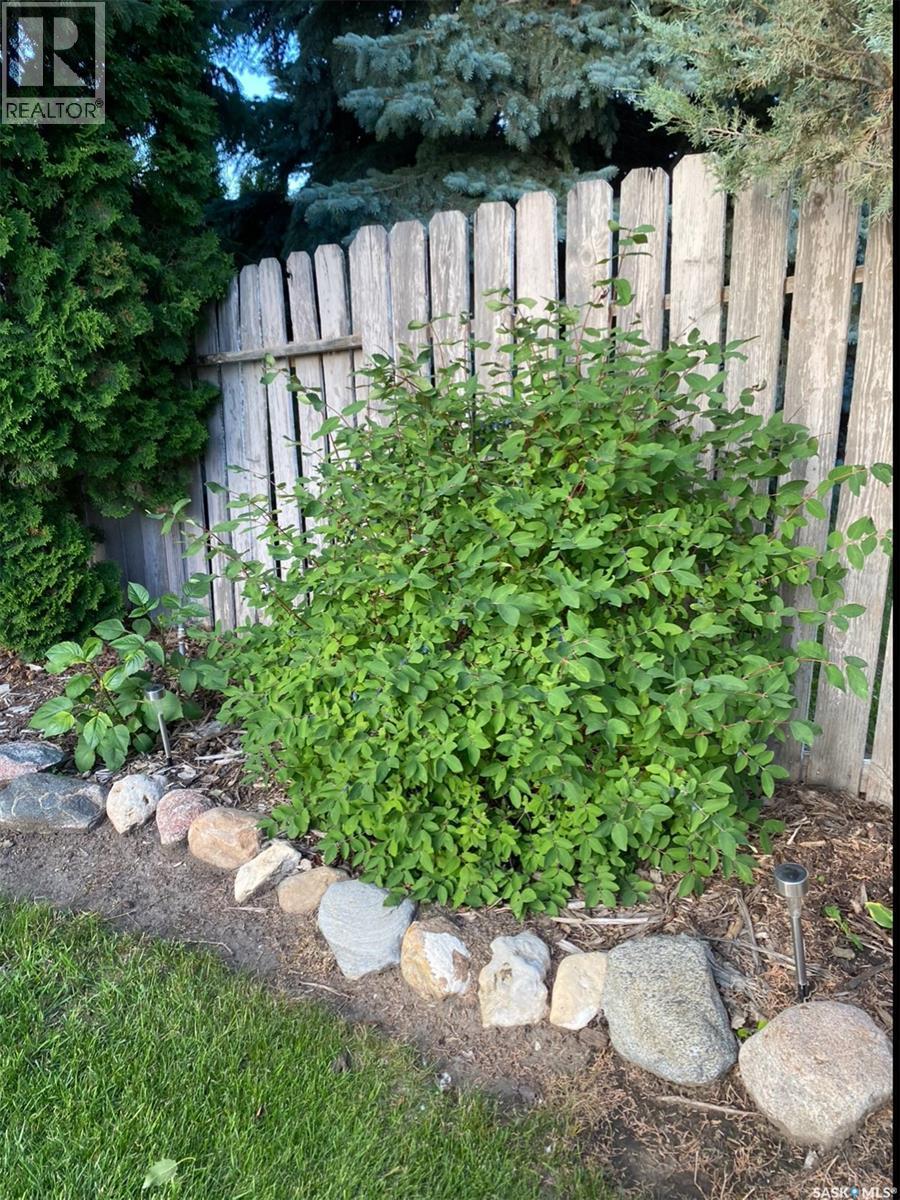 203 Konihowski Road, Saskatoon, SK - Outdoor