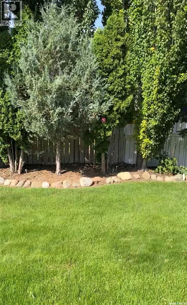 203 Konihowski Road, Saskatoon, SK - Outdoor