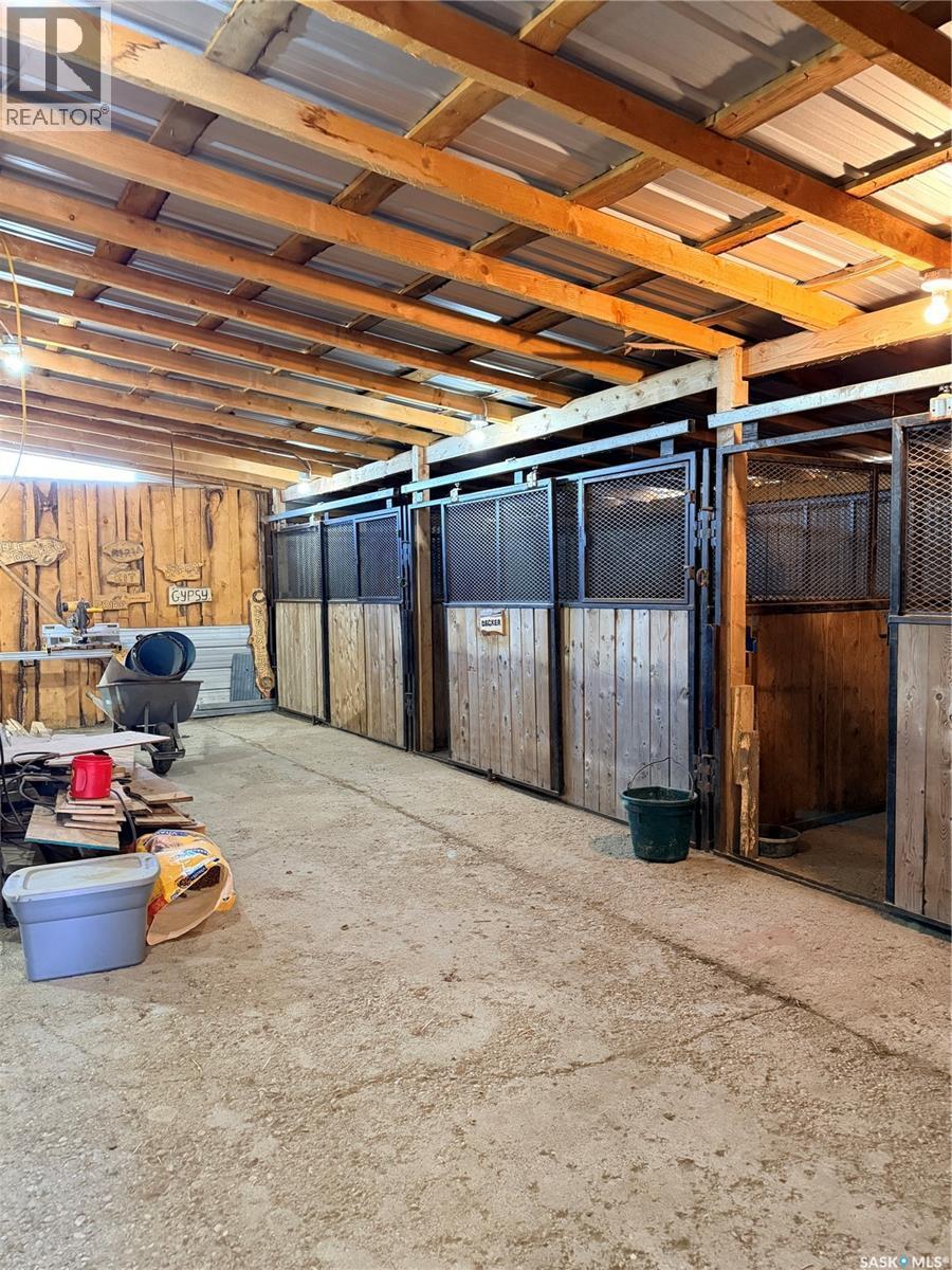 Mezzo Acreage Grid Road, Tompkins, SK