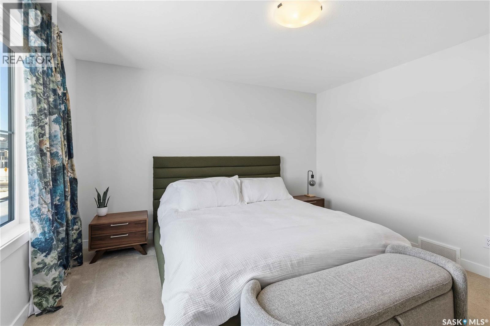 26 625 Dagnone Crescent, Saskatoon, SK - Indoor Photo Showing Bedroom