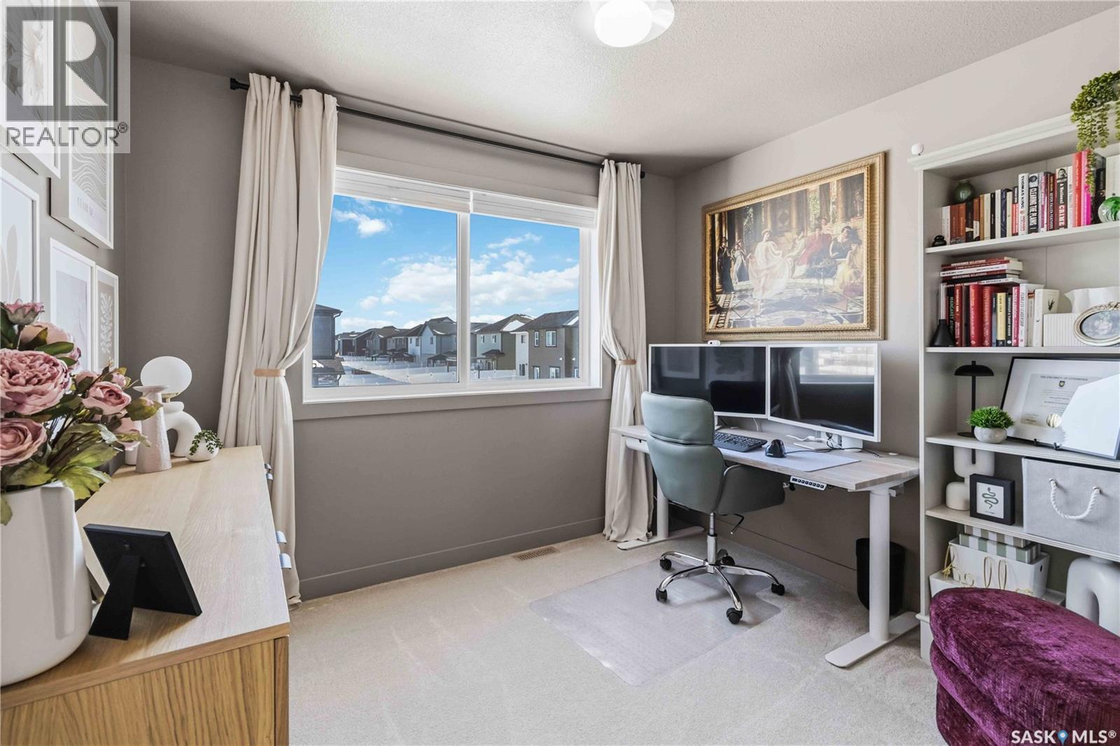 26 625 Dagnone Crescent, Saskatoon, SK - Indoor Photo Showing Office