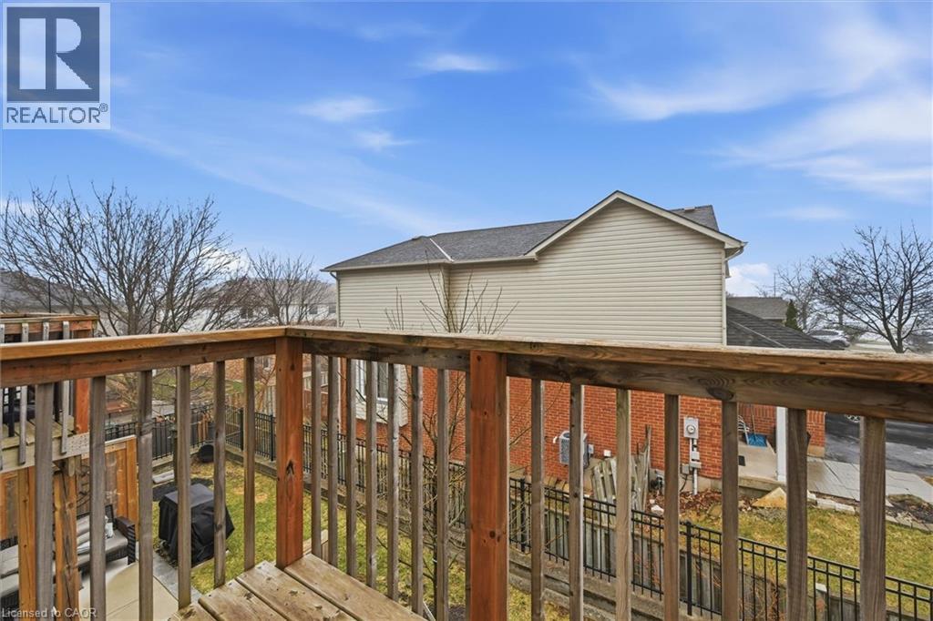 122 E Dundas Street E Unit# 9, Waterdown, ON - Outdoor With Deck Patio Veranda