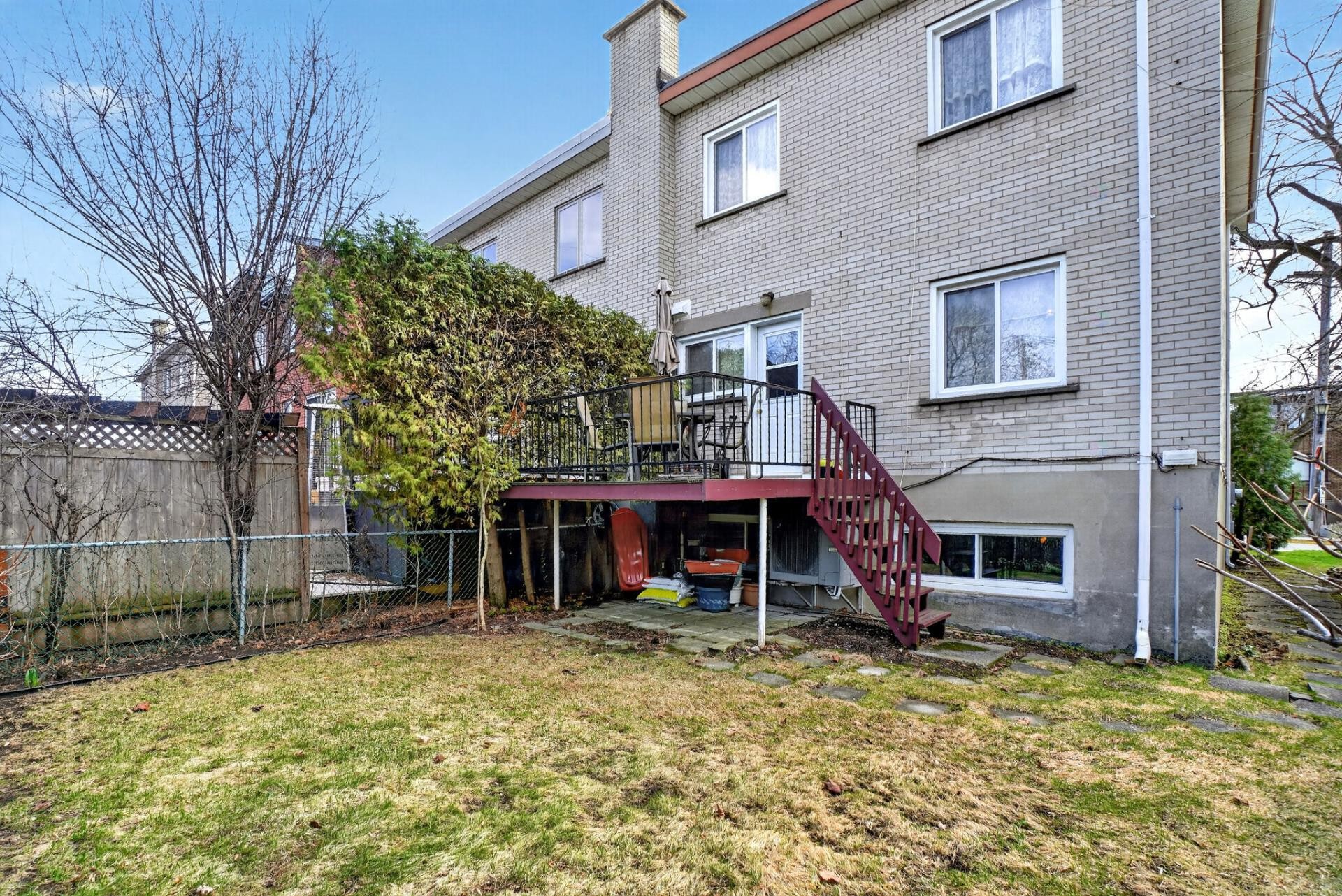 Back of Structure - 419 Av. Westminster N., Montréal-Ouest, QC - Outdoor With Exterior