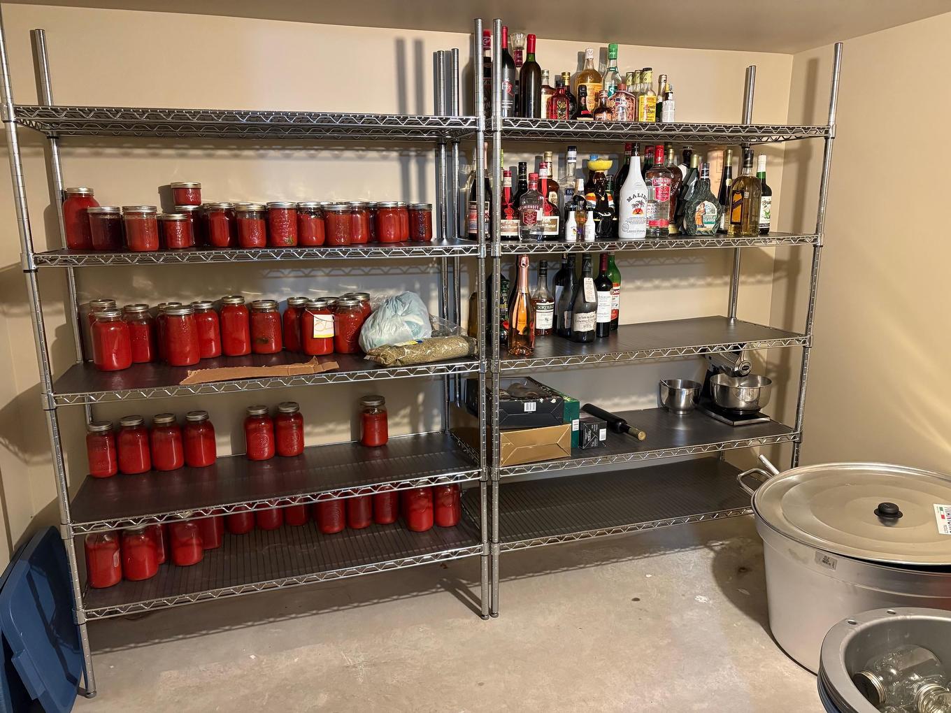 132 Wolverine Crescent, Thunder Bay, ON - Indoor With Storage