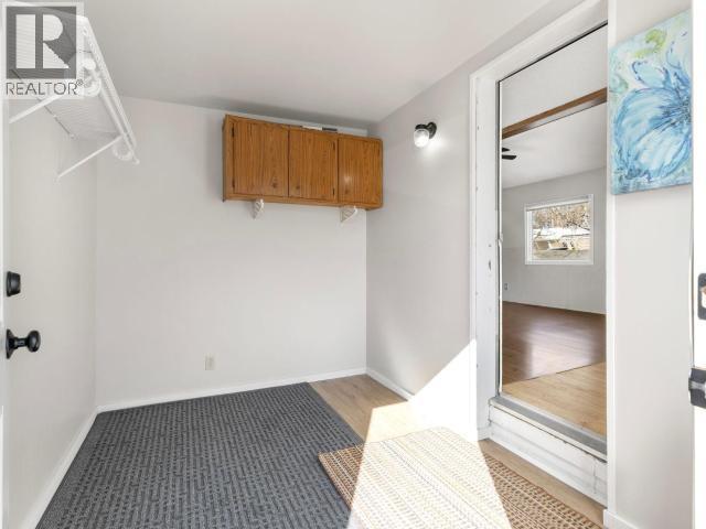 95-986 Range Road, Whitehorse, YT - Indoor Photo Showing Other Room