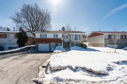 15952 - 15952A Rue Perreault Montréal (Pierrefonds-Roxboro), QC H9H 1N3