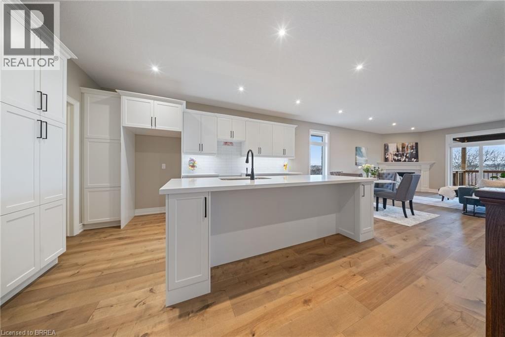 187 Craddock Boulevard, Jarvis, ON - Indoor Photo Showing Kitchen