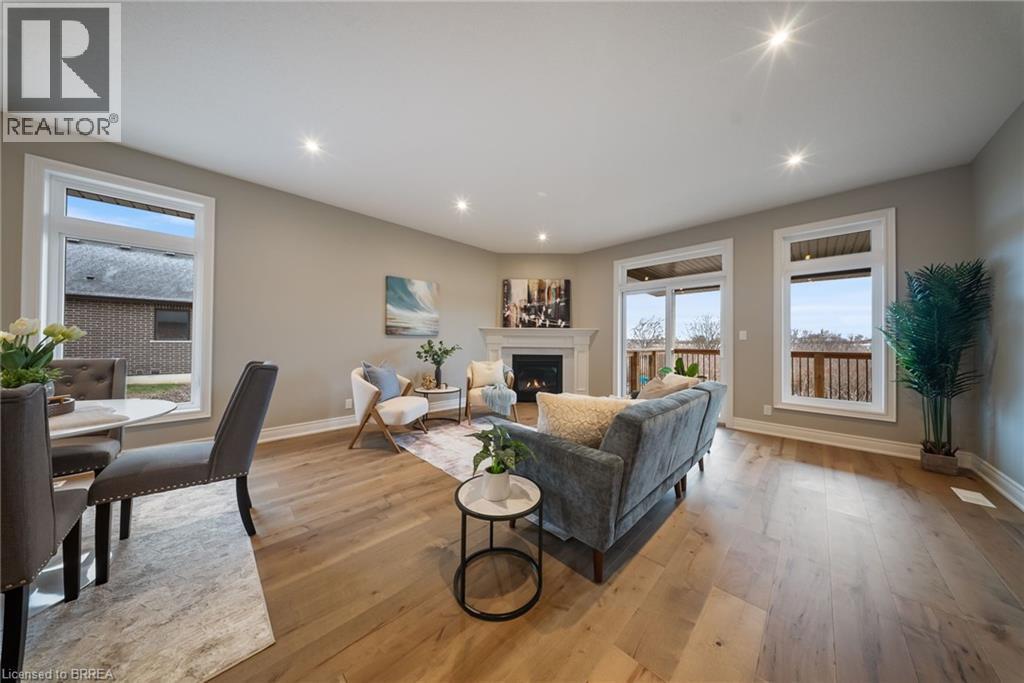 187 Craddock Boulevard, Jarvis, ON - Indoor With Fireplace