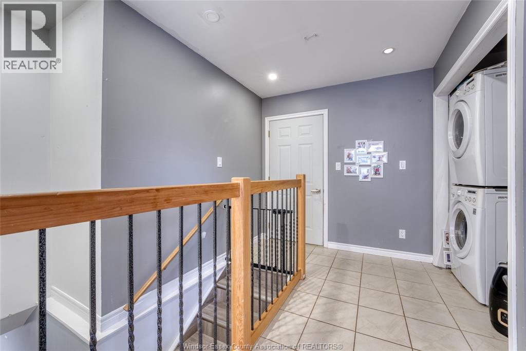 1235 Gesto Sideroad, Colchester North, ON - Indoor Photo Showing Laundry Room
