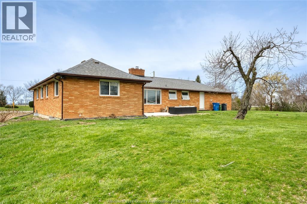 1235 Gesto Sideroad, Colchester North, ON - Outdoor