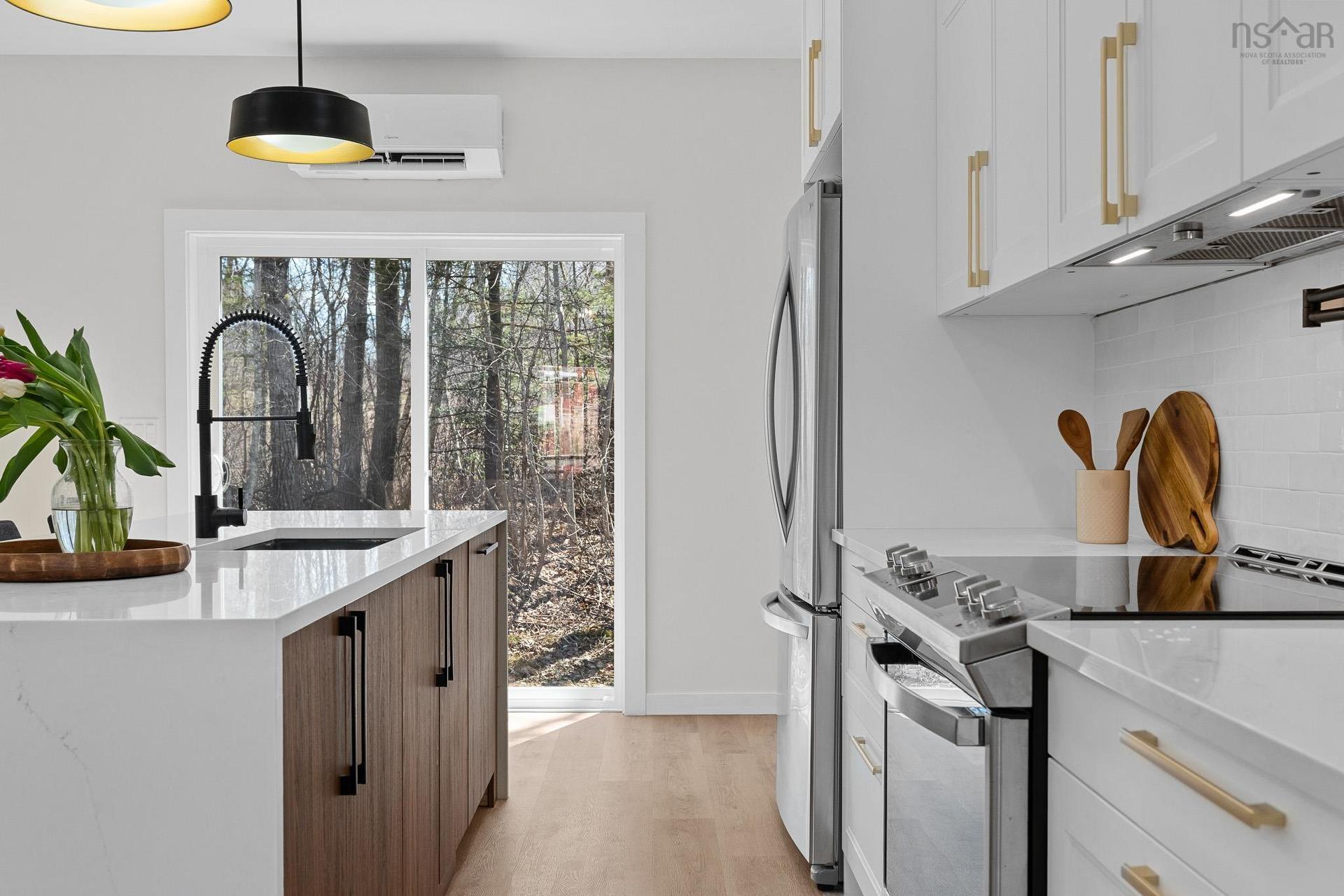 15 Chalet Crescent, Brooklyn, NS