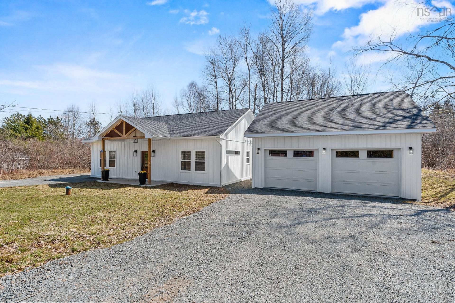 15 Chalet Crescent, Brooklyn, NS
