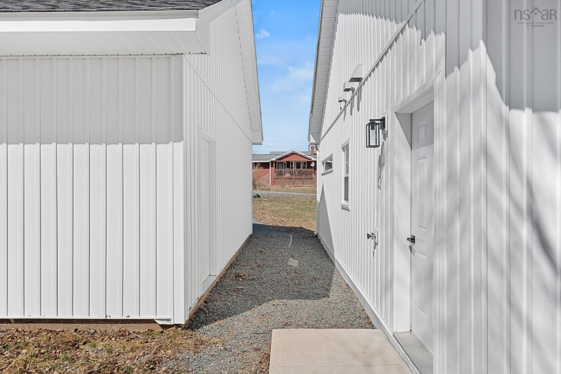 15 Chalet Crescent, Brooklyn, NS