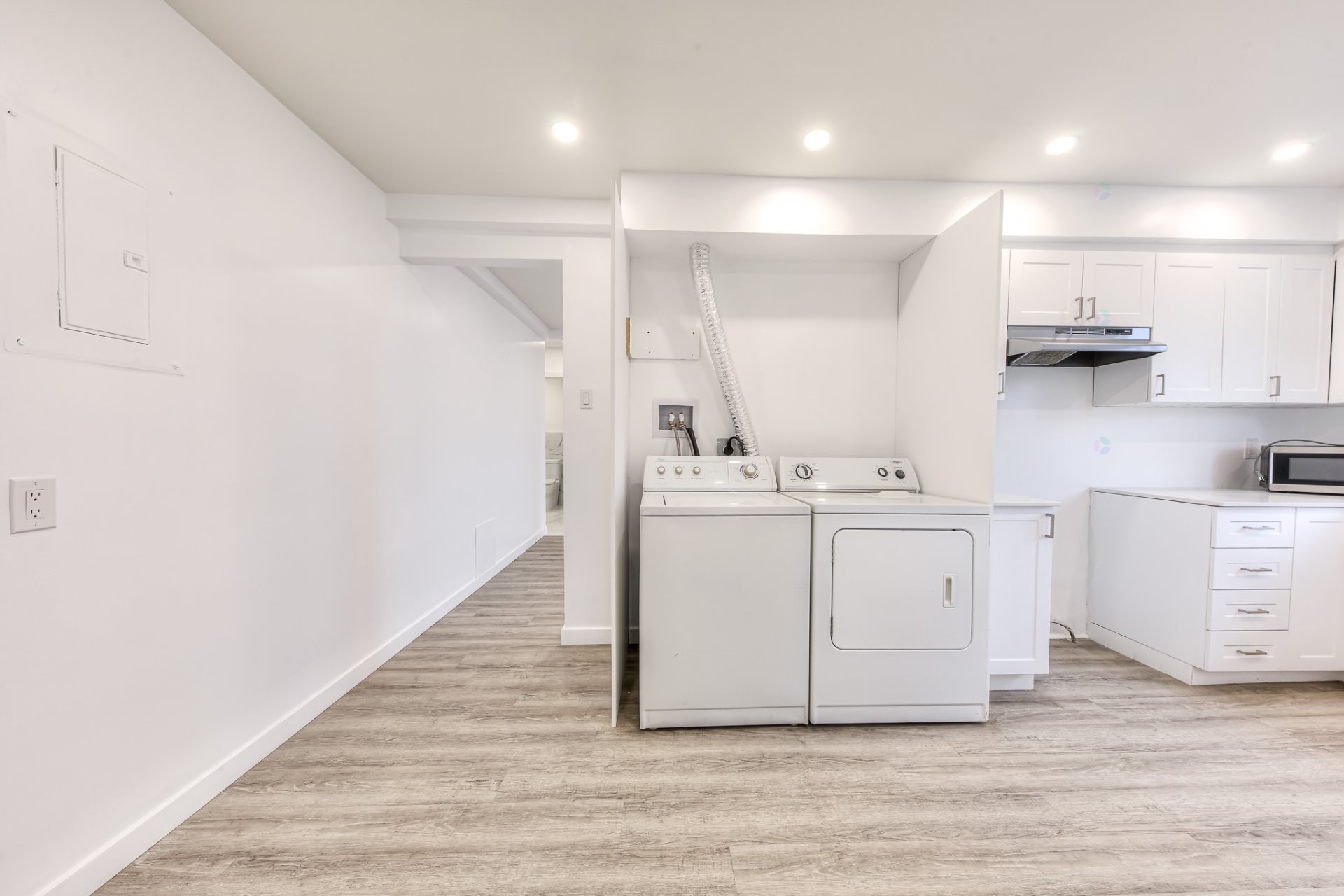 Kitchen - 12-150 18E Avenue, Montréal (Lachine), QC - Indoor Photo Showing Laundry Room