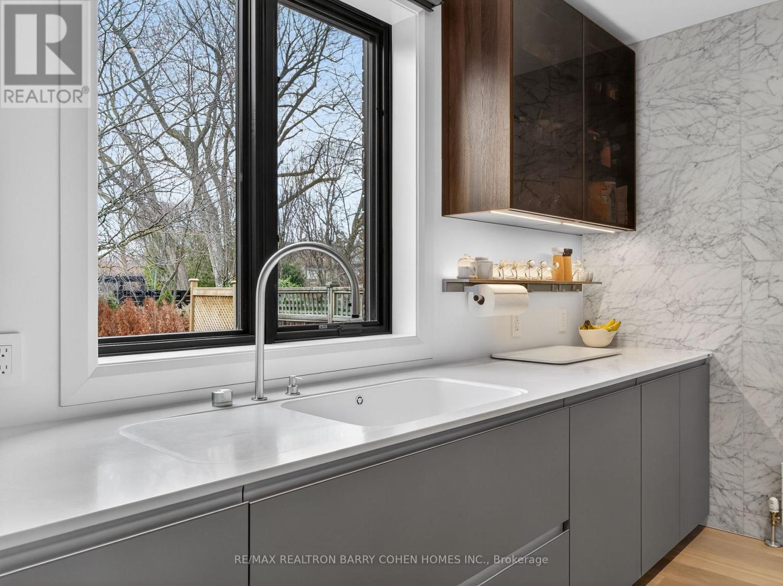 130 Mona Drive, Toronto, ON - Indoor