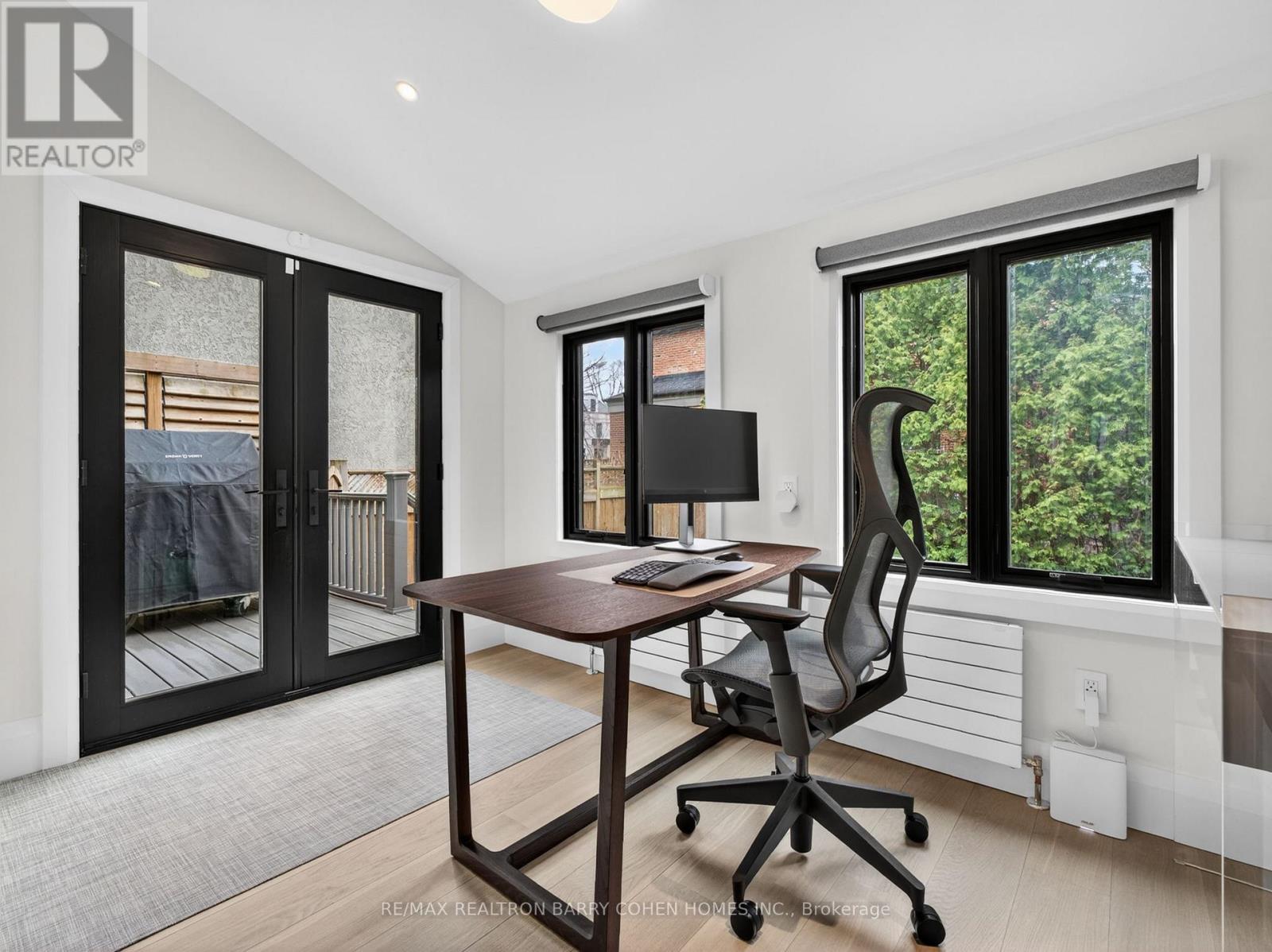130 Mona Drive, Toronto, ON - Indoor Photo Showing Office