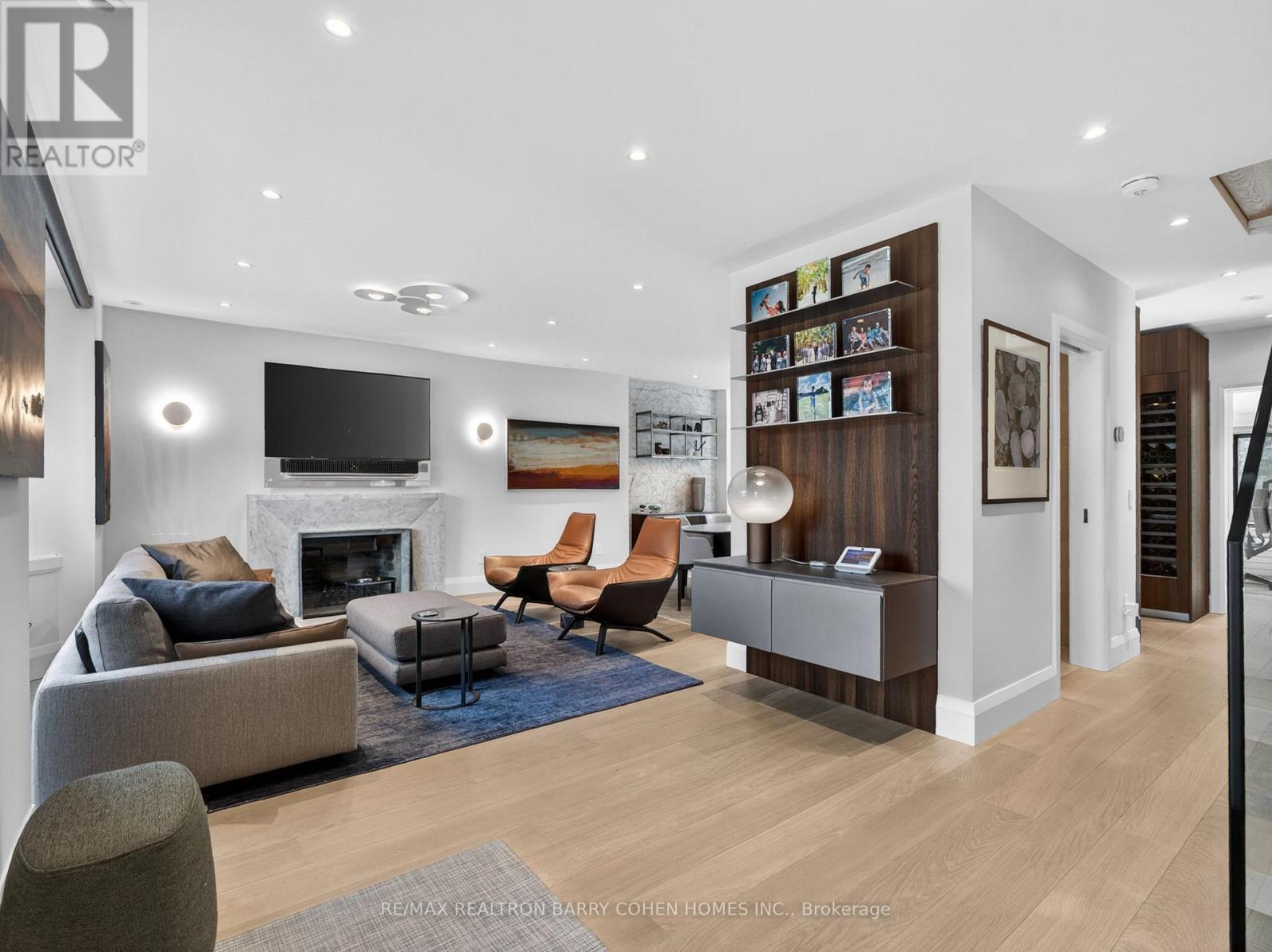 130 Mona Drive, Toronto, ON - Indoor Photo Showing Living Room With Fireplace