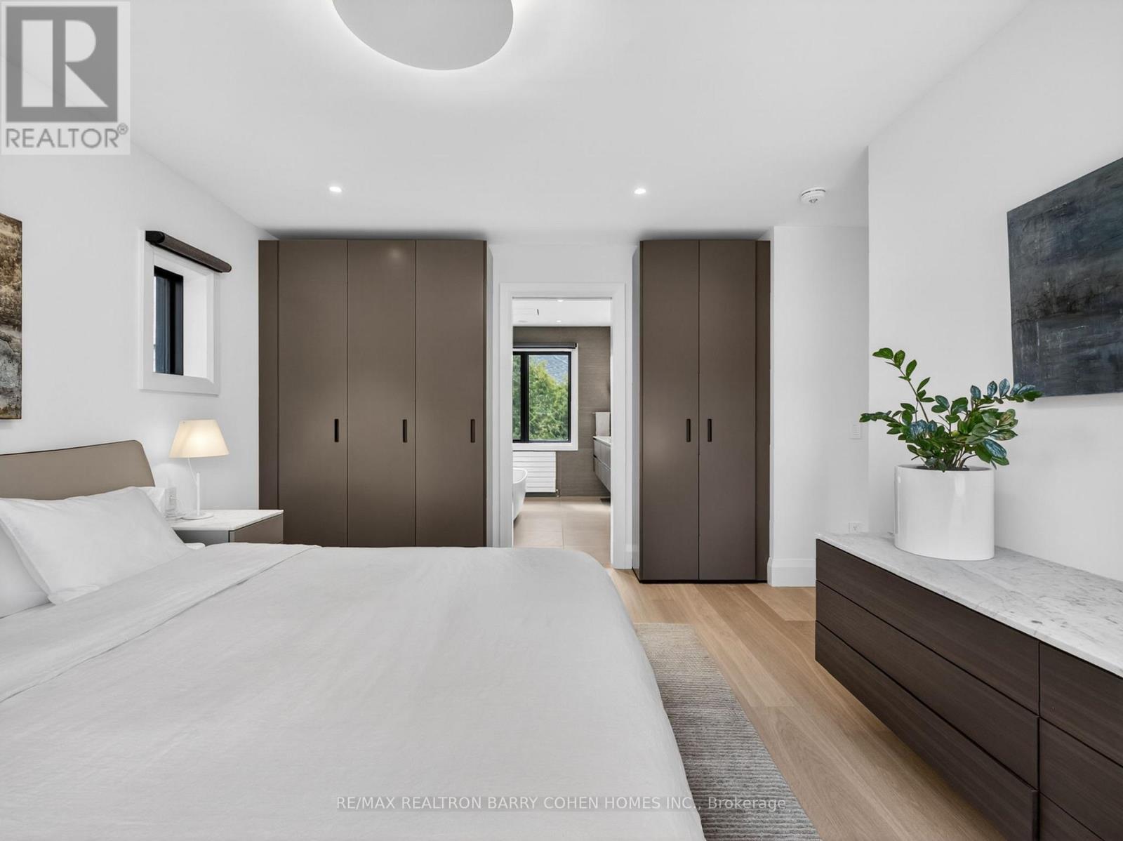 130 Mona Drive, Toronto, ON - Indoor Photo Showing Bedroom