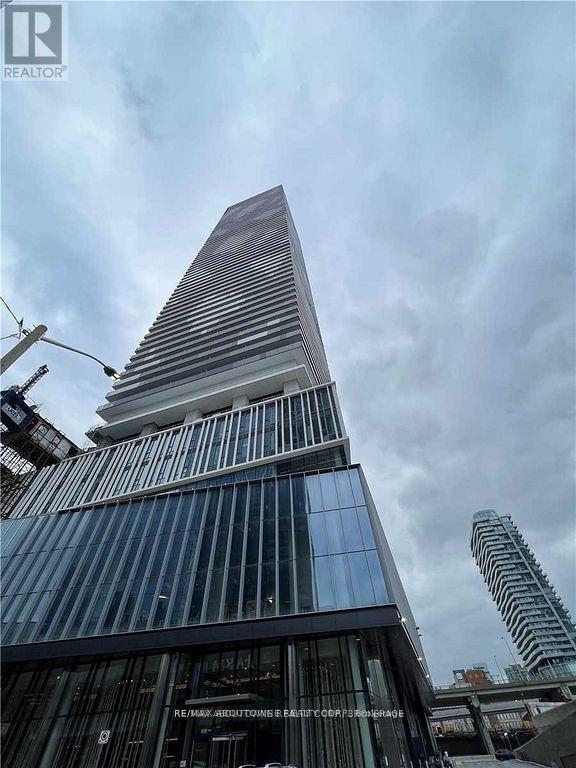 1105 - 138 Downes Street, Toronto, ON - Outdoor