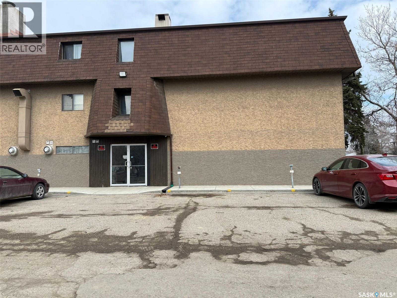 209 15 Barr Street, Regina, SK - Outdoor With Exterior