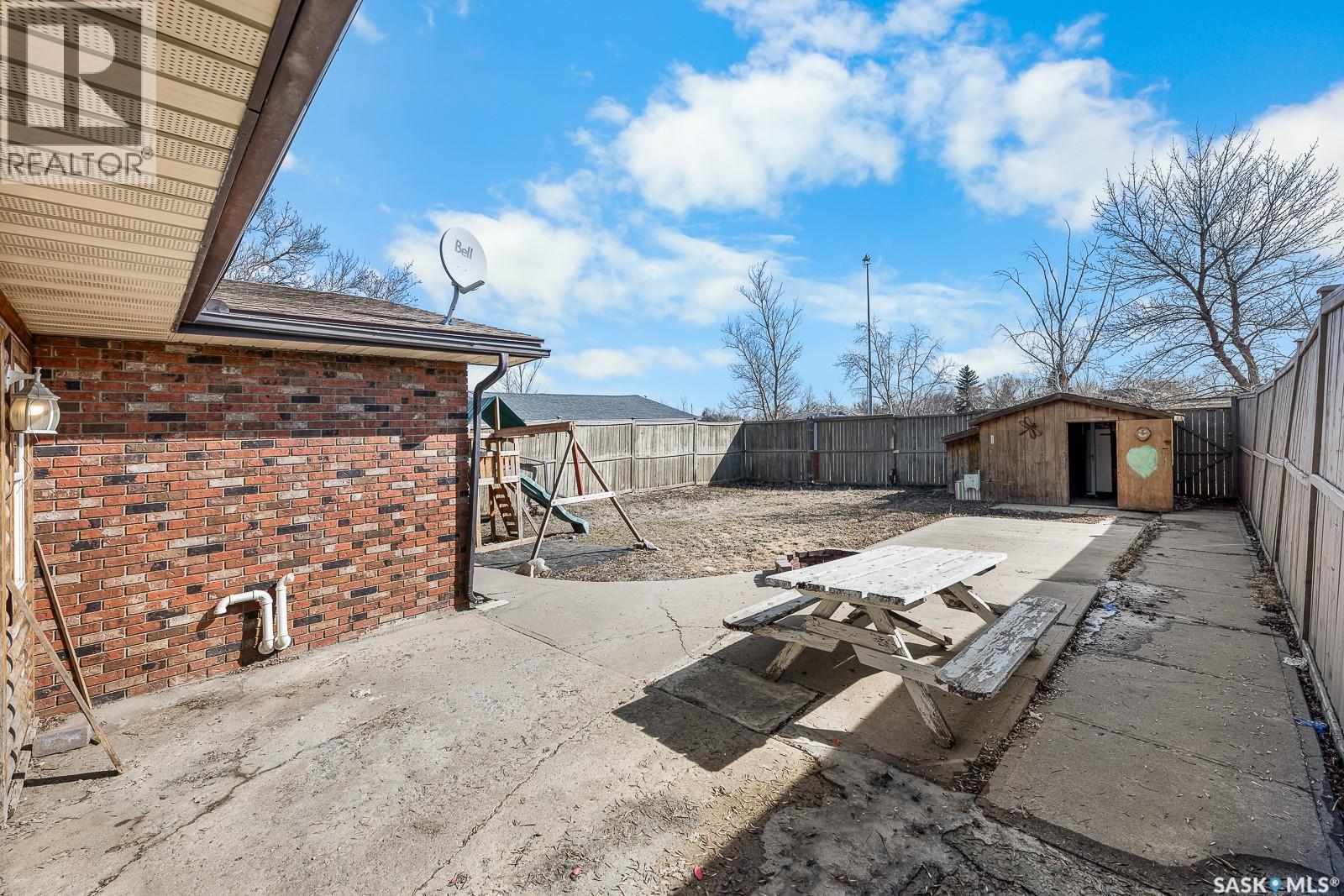 55 Rothwell Crescent, Regina, SK - Outdoor