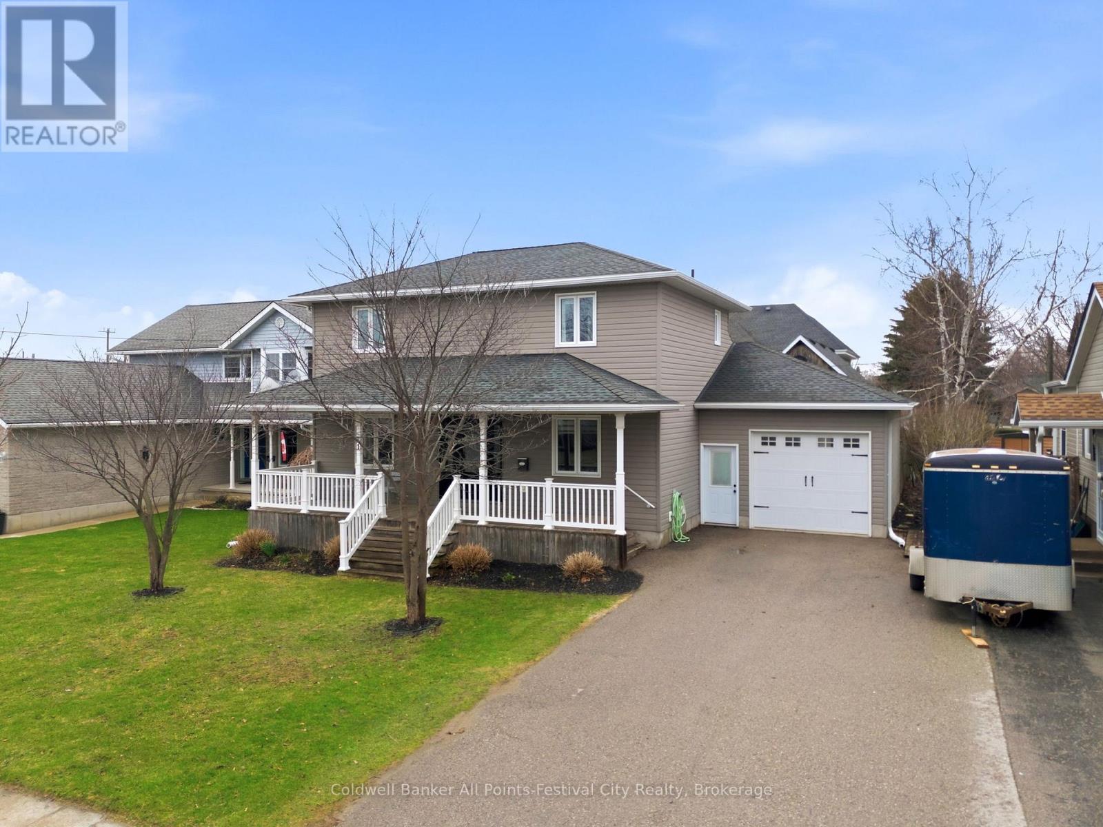 91 Park Street, Goderich (Goderich (Town)), ON - Outdoor With Deck Patio Veranda With Facade