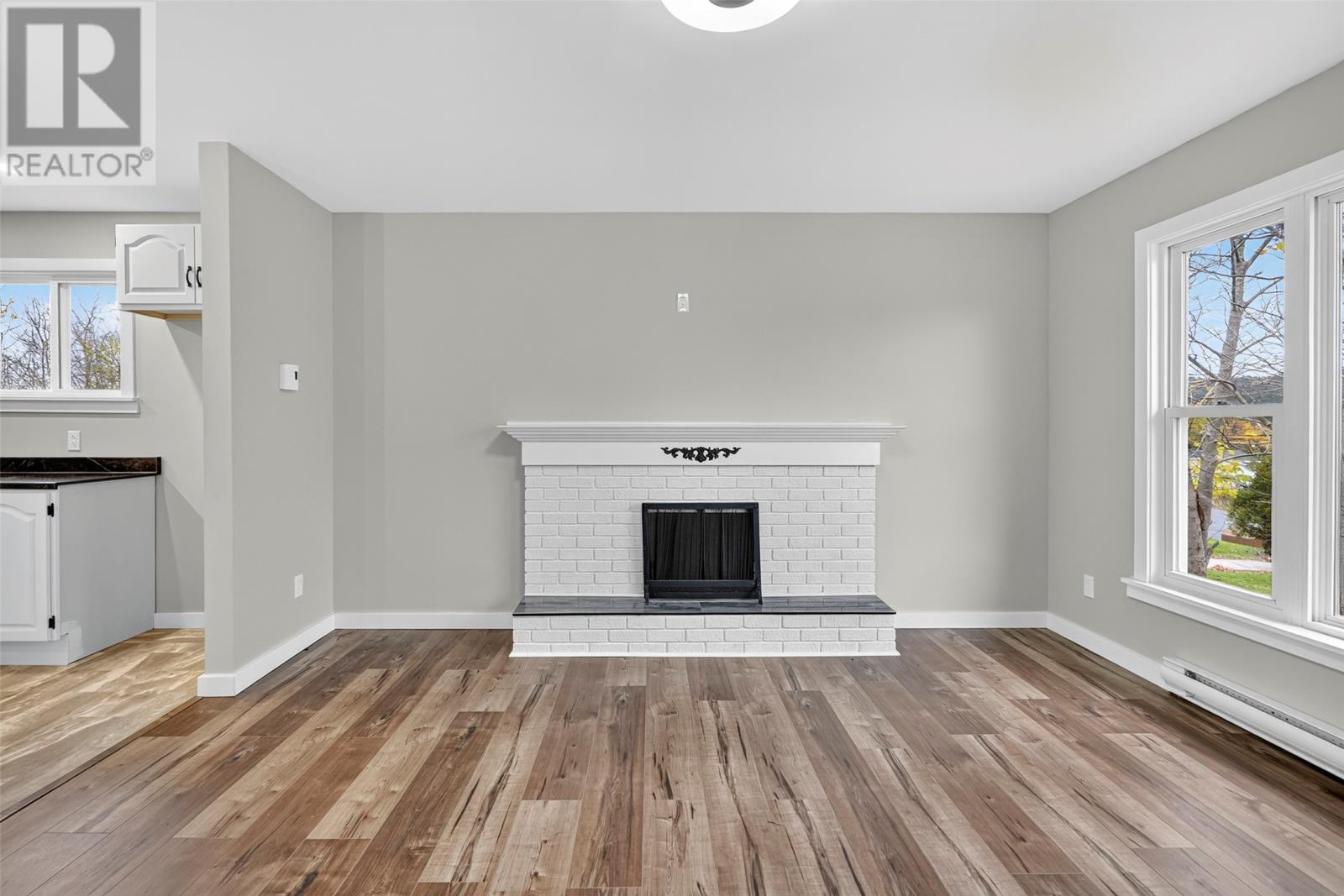 32 Church Road, Victoria, NL - Indoor Photo Showing Living Room With Fireplace