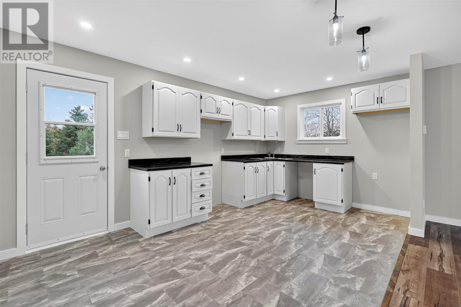 32 Church Road, Victoria, NL - Indoor Photo Showing Kitchen