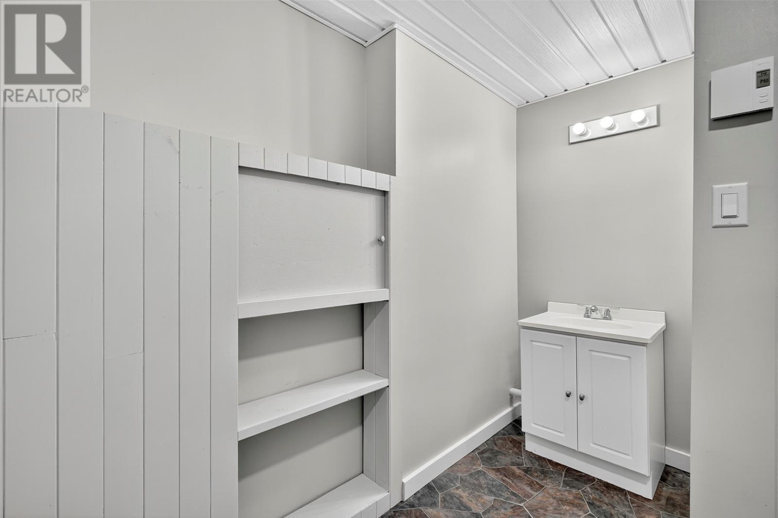 32 Church Road, Victoria, NL - Indoor Photo Showing Other Room