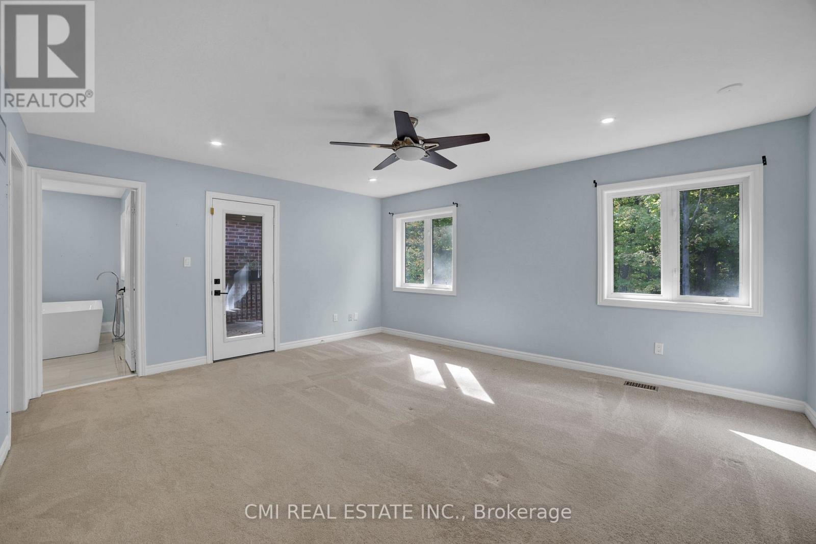 2171 Jardine Crescent, Burlington, ON - Indoor Photo Showing Other Room