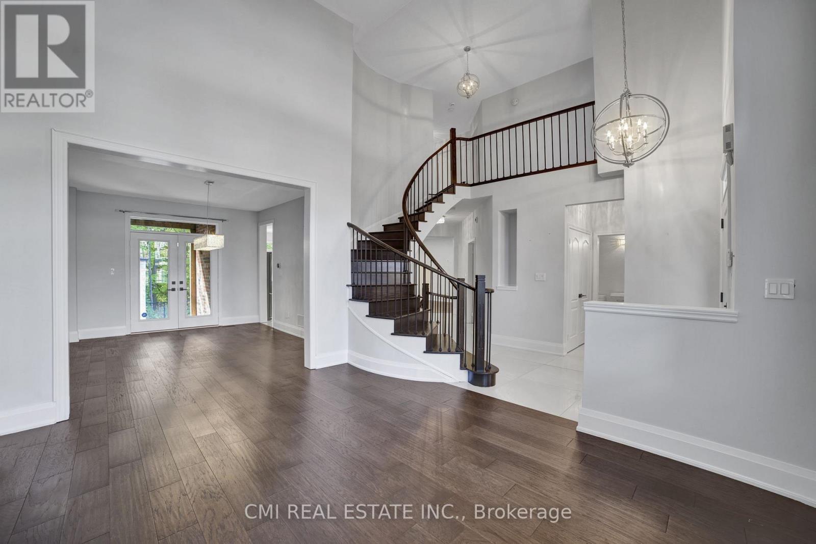2171 Jardine Crescent, Burlington, ON - Indoor Photo Showing Other Room