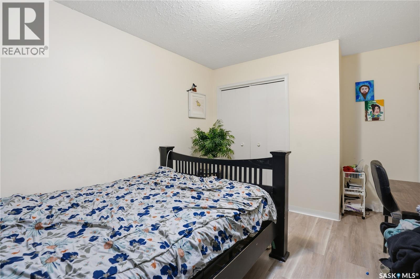 2123 Reynolds Street, Regina, SK - Indoor Photo Showing Bedroom