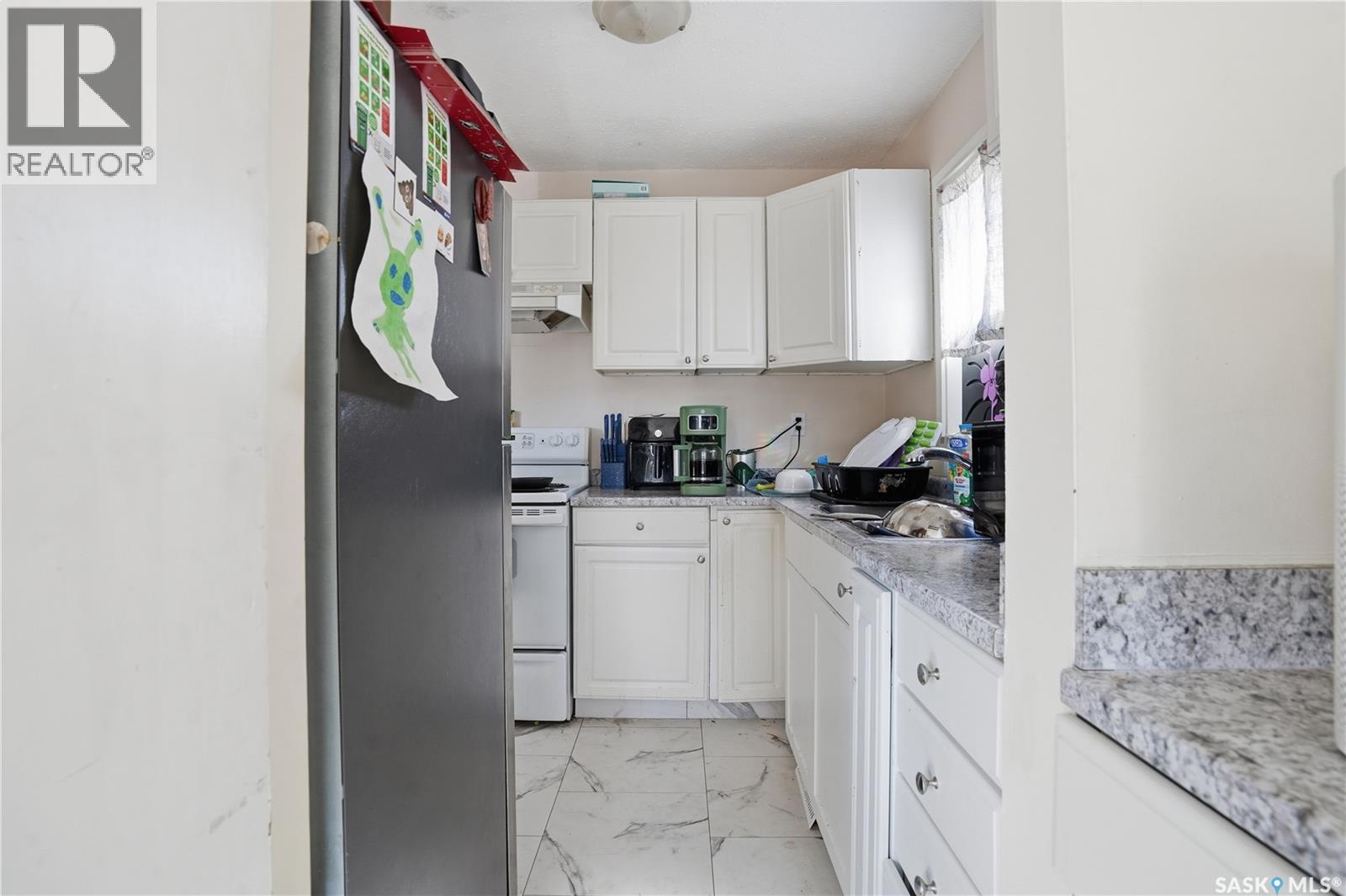 2123 Reynolds Street, Regina, SK - Indoor Photo Showing Kitchen