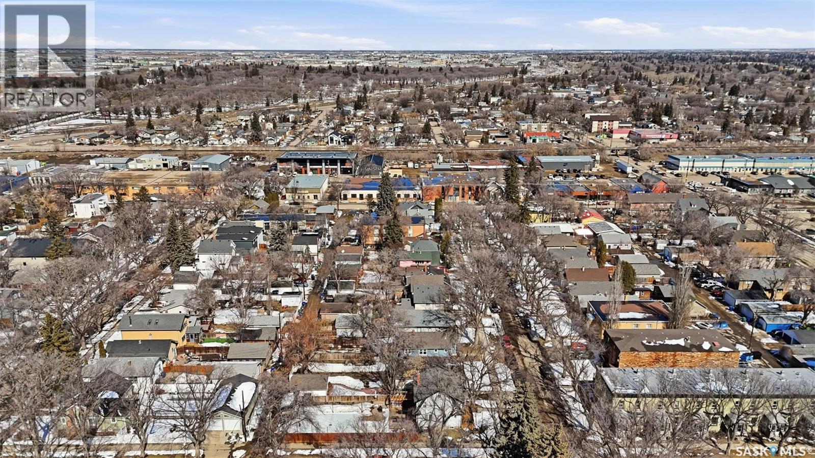 903 6Th Avenue N, Saskatoon, SK - Outdoor With View
