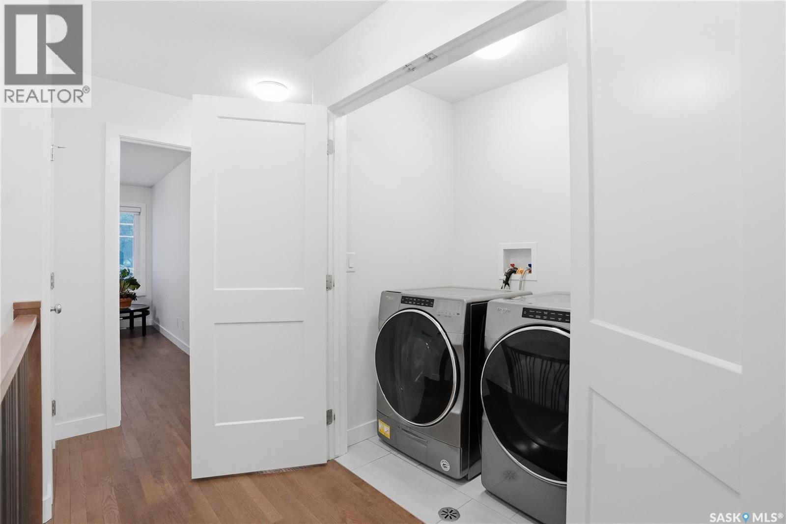 512 7Th Street E, Saskatoon, SK - Indoor Photo Showing Laundry Room