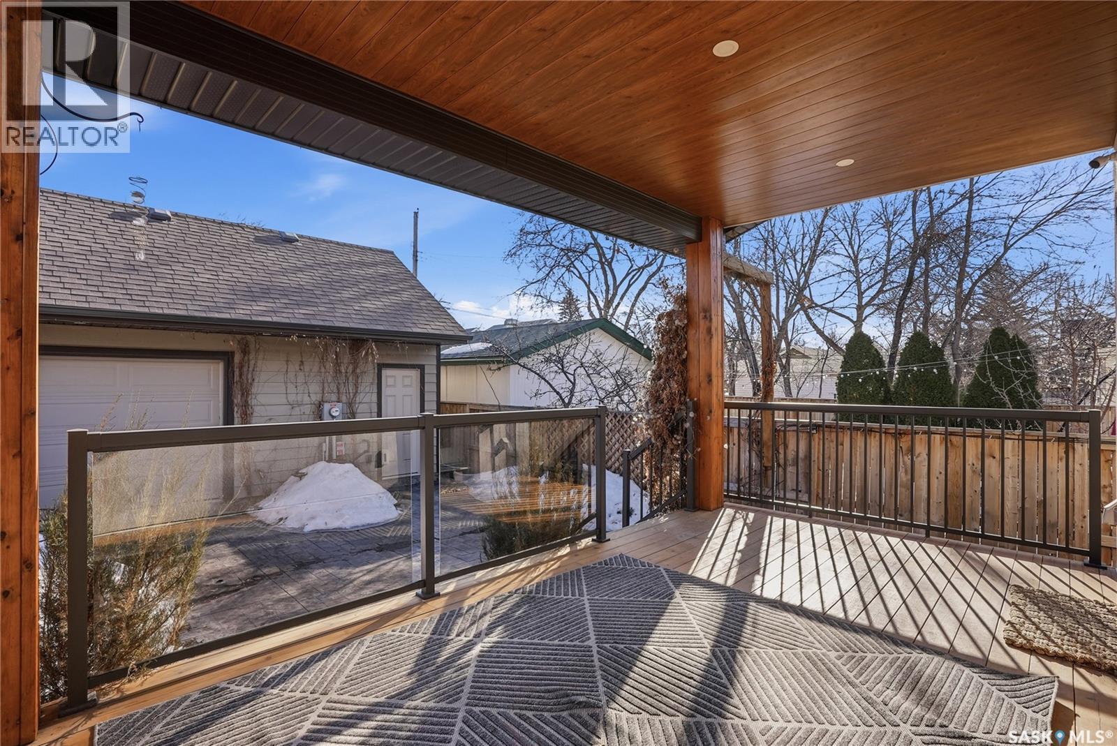 512 7Th Street E, Saskatoon, SK - Outdoor With Deck Patio Veranda With Exterior