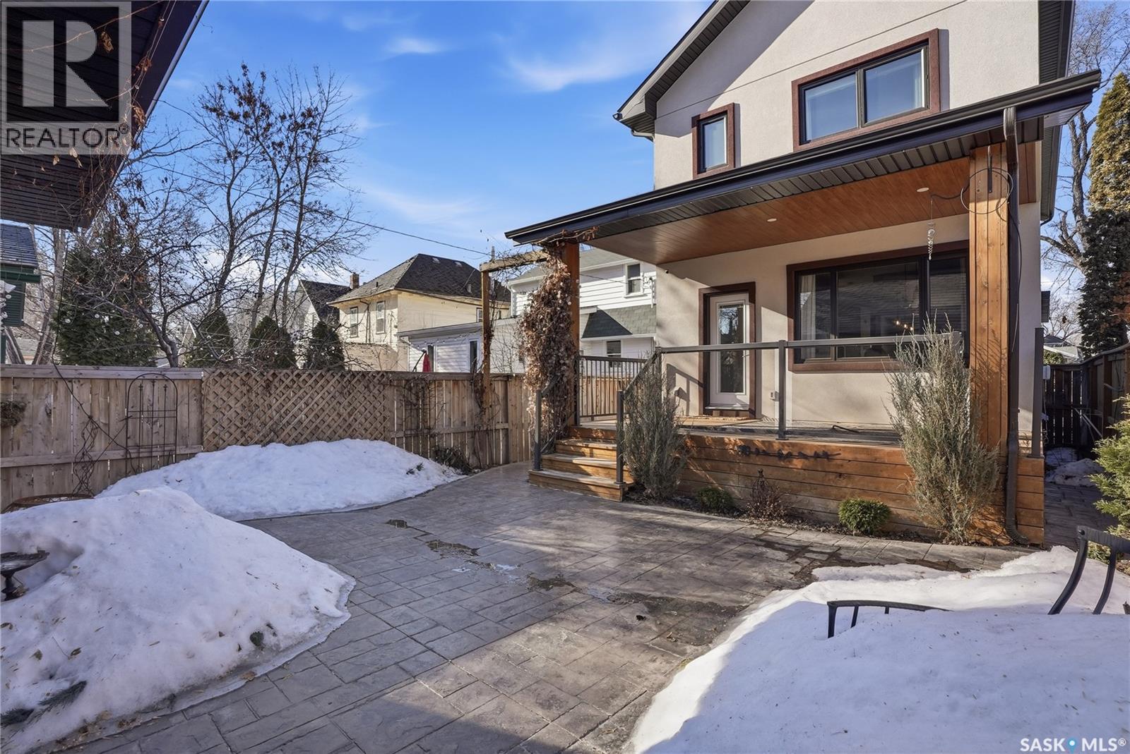 512 7Th Street E, Saskatoon, SK - Outdoor