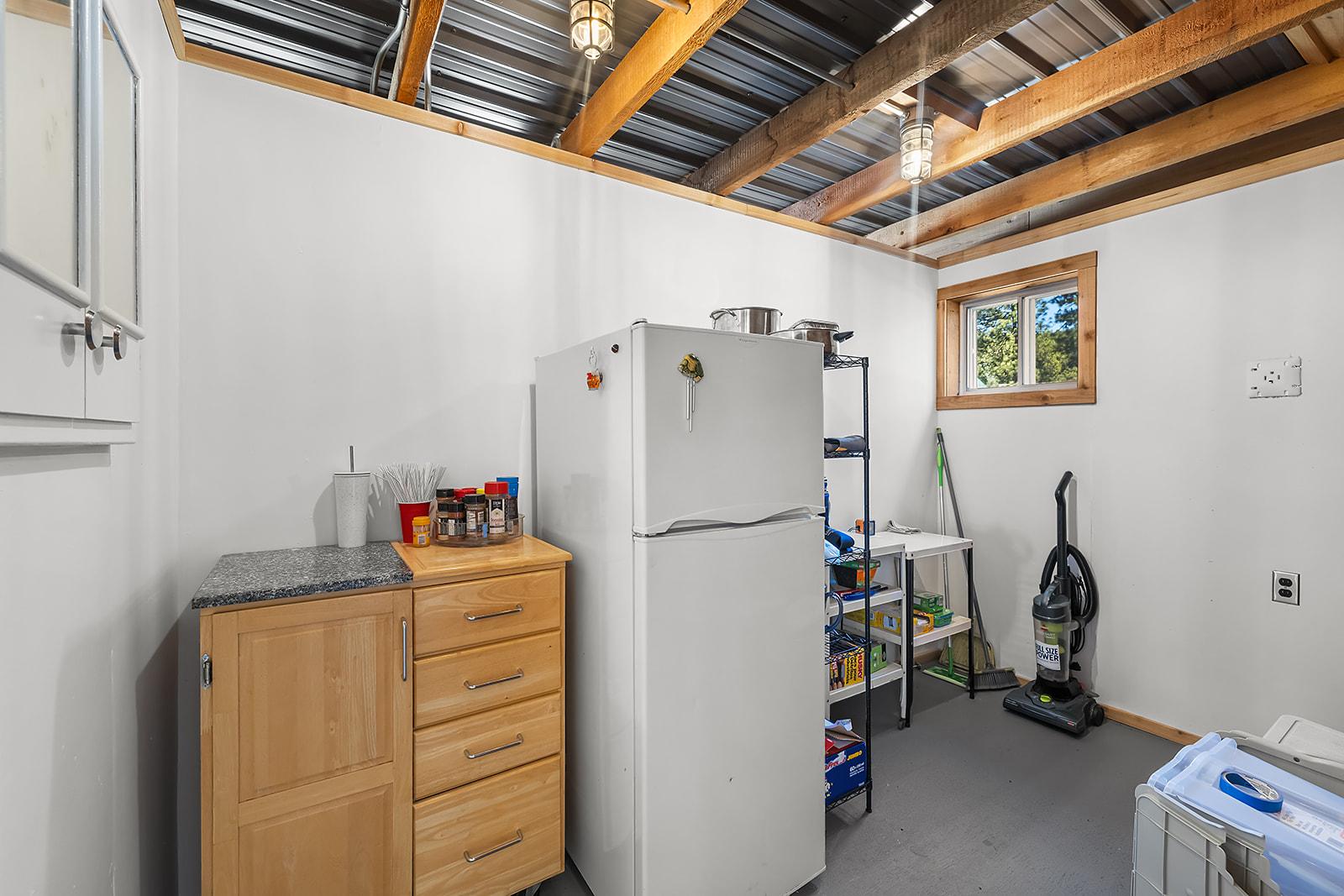6318 Balsam Road, Wasa, BC - Indoor Photo Showing Basement