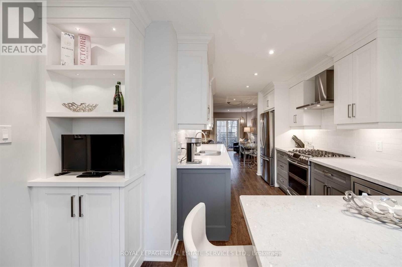 103 Confederation Way, Markham, ON - Indoor Photo Showing Kitchen