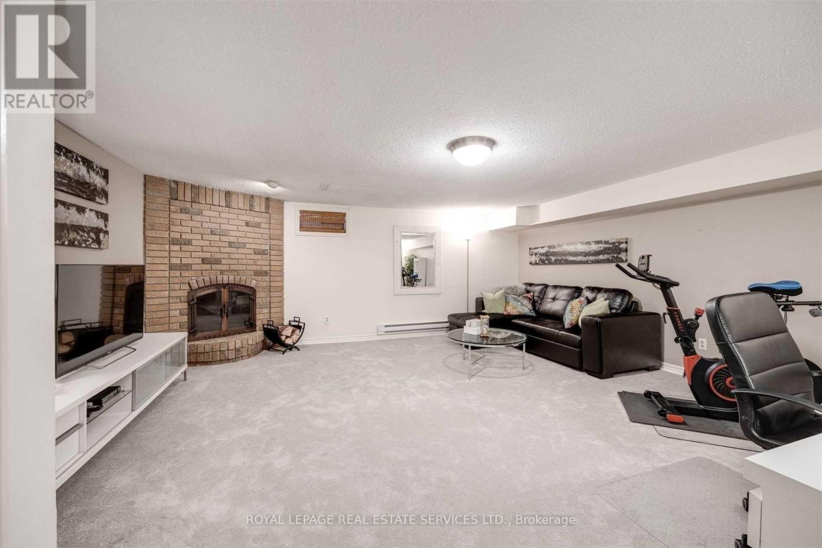 103 Confederation Way, Markham, ON - Indoor With Fireplace