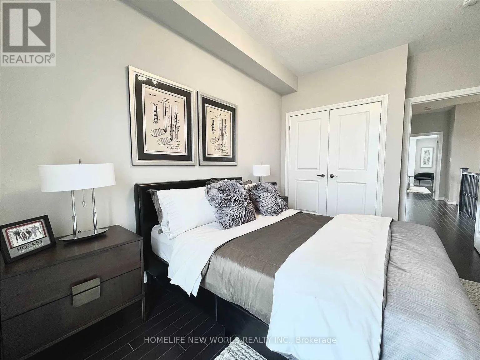 35 Hammersmith Lane, Markham, ON - Indoor Photo Showing Bedroom