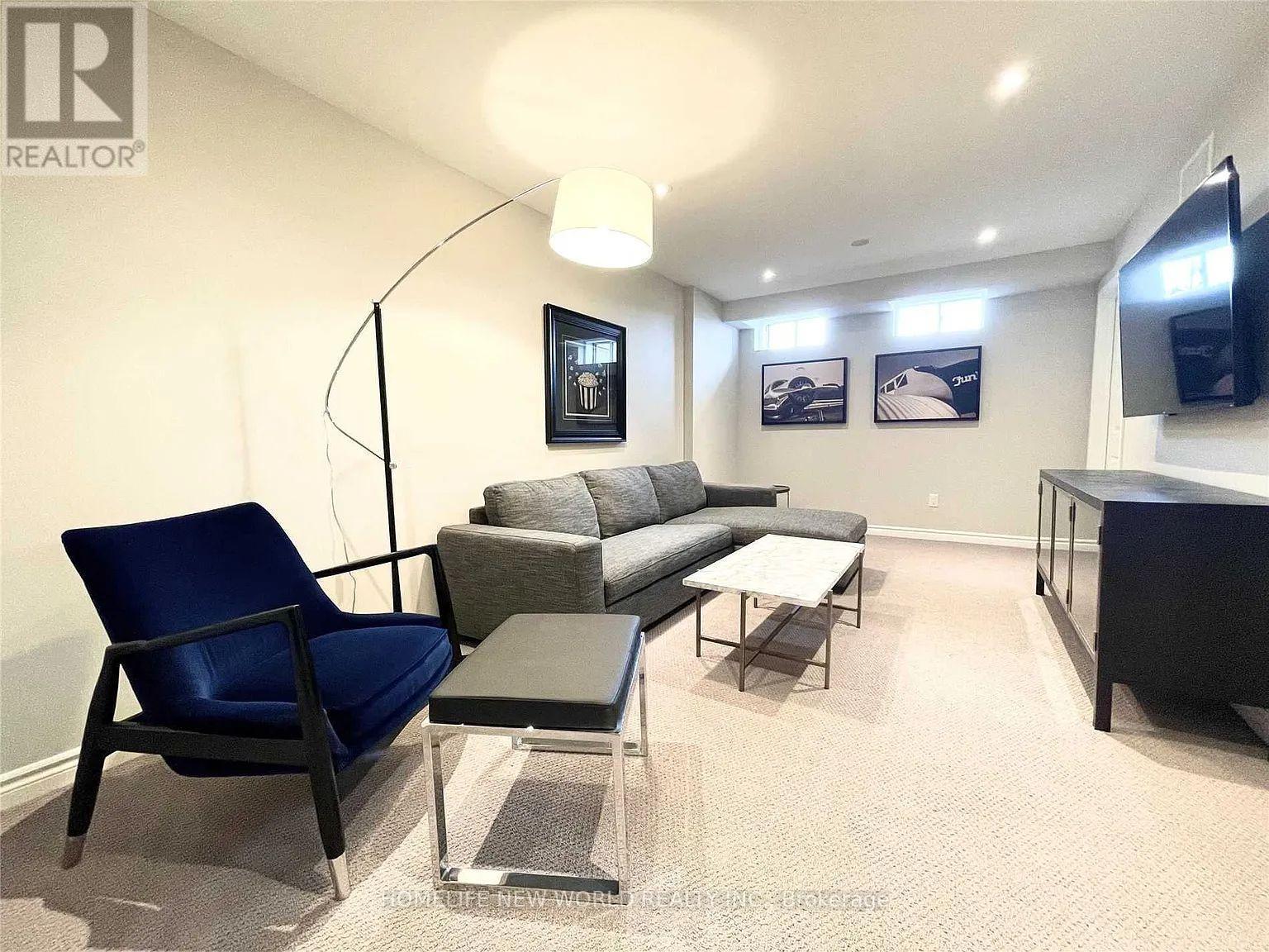 35 Hammersmith Lane, Markham, ON - Indoor