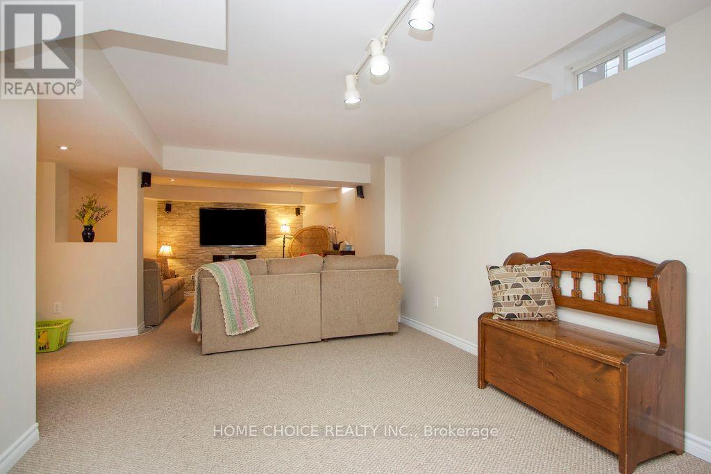 200 Bathgate Crescent, Clarington, ON - Indoor